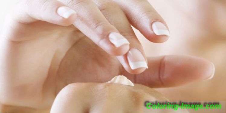 5 důvodů, proč používat farmaceutické krémy na ruce - ošetření, zvlhčování a vyživování pokožky