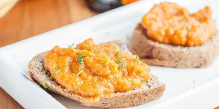 Какво може да се приготви от тиквички бързо и вкусно, стъпка по стъпка рецепти със снимки и видео
