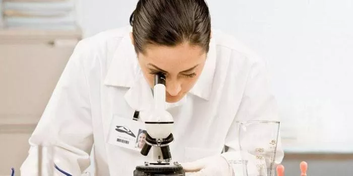 Gljivični konjunktivitis - kako uzeti struganje i kako ga izliječiti kapima, mastima i narodnim lijekovima